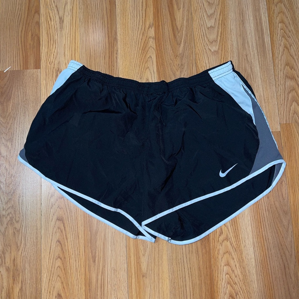 Nike Women's Black and Gray Athletic Shorts